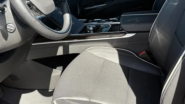 2025 Cadillac Escalade Premium Luxury