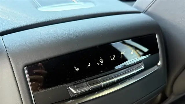 2025 Cadillac Escalade Premium Luxury