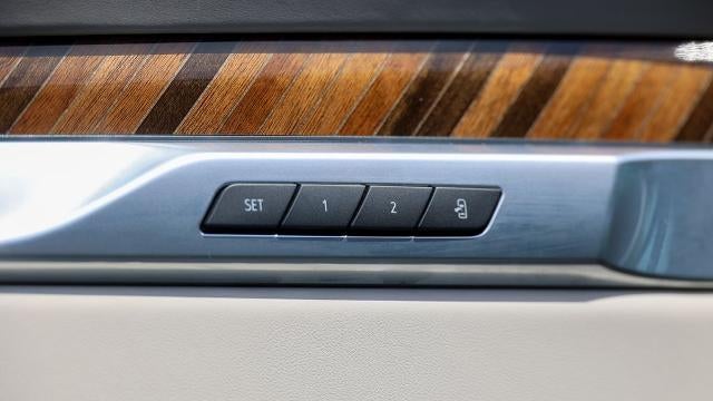 2025 Cadillac Escalade Premium Luxury Platinum