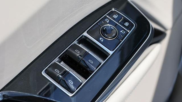 2025 Cadillac Escalade Premium Luxury Platinum