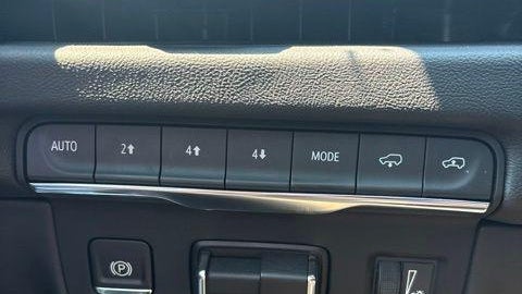 2025 Cadillac Escalade Sport