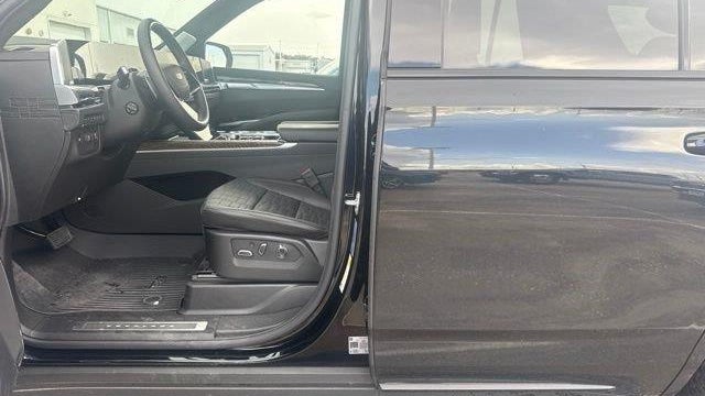2026 Cadillac Escalade Platinum Sport