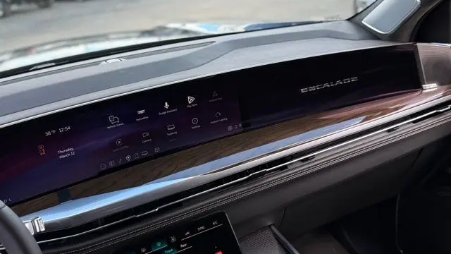 2026 Cadillac Escalade Platinum Sport