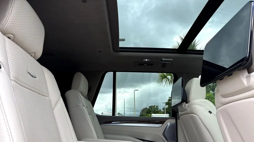 2026 Cadillac Escalade Platinum Sport