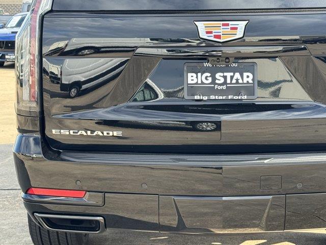 2027 Cadillac Escalade - $129,018