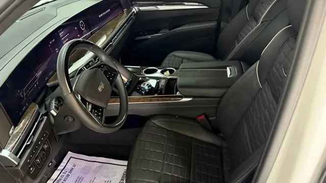 2025 Cadillac Escalade Sport Platinum