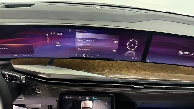 2025 Cadillac Escalade Sport Platinum