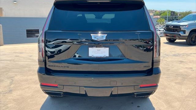 2025 Cadillac Escalade Sport Platinum