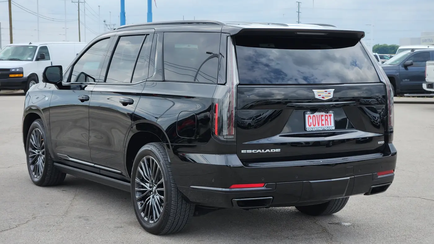 2025 Cadillac Escalade Sport Platinum