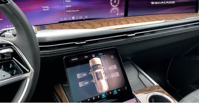 2025 Cadillac Escalade Sport Platinum