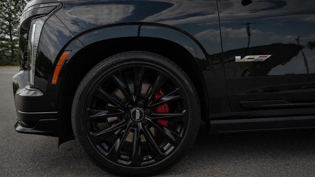 2025 Cadillac Escalade-V Base