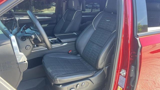 2025 Cadillac Escalade-V Base