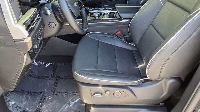 2025 Cadillac Escalade ESV Premium Luxury