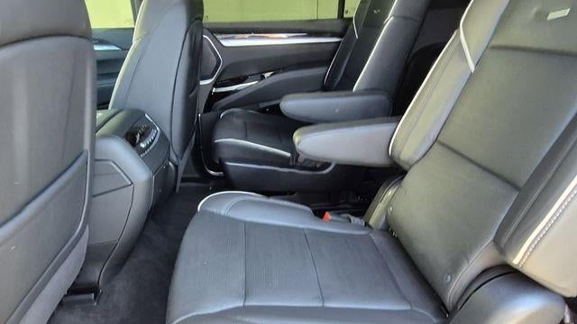 2025 Cadillac Escalade ESV Premium Luxury