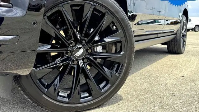2025 Cadillac Escalade ESV Sport Platinum