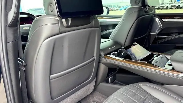 2025 Cadillac Escalade ESV Sport Platinum