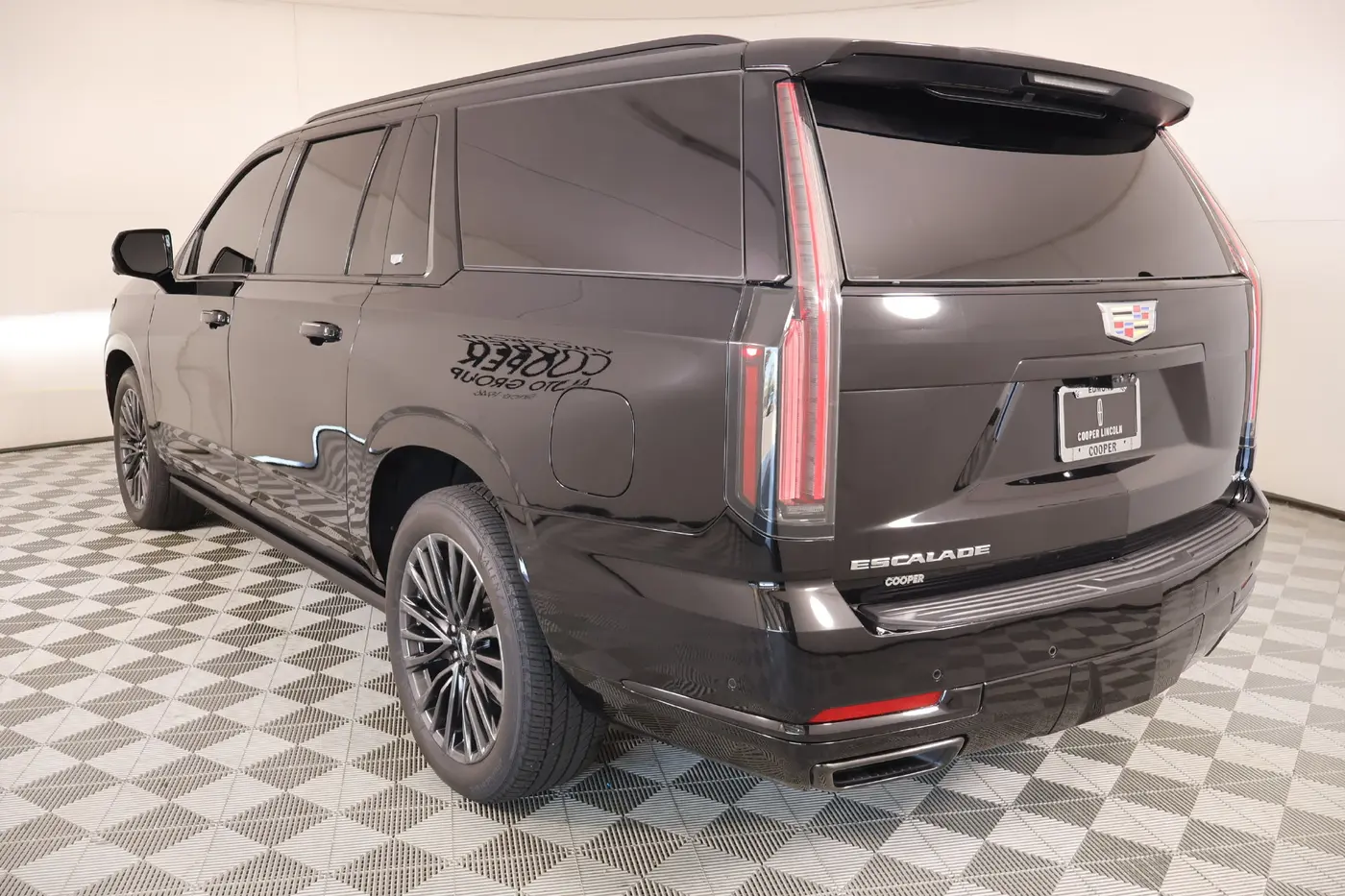 2025 Cadillac Escalade - $105,994