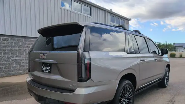 2025 Cadillac Escalade ESV Sport Platinum