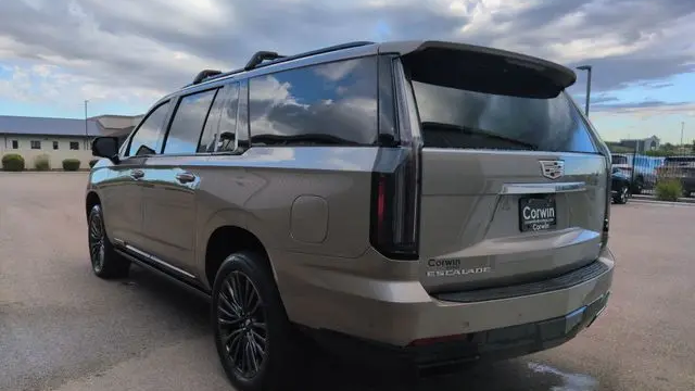 2025 Cadillac Escalade ESV Sport Platinum