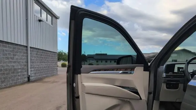 2025 Cadillac Escalade ESV Sport Platinum
