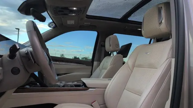 2025 Cadillac Escalade ESV Sport Platinum
