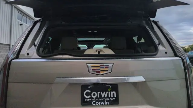 2025 Cadillac Escalade ESV Sport Platinum