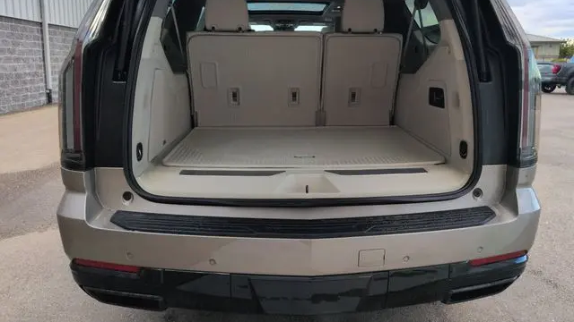 2025 Cadillac Escalade ESV Sport Platinum