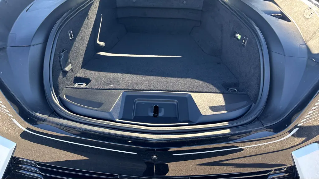2025 Cadillac Escalade IQ Luxury 2