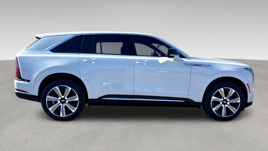 2025 Cadillac Escalade IQ Luxury 2