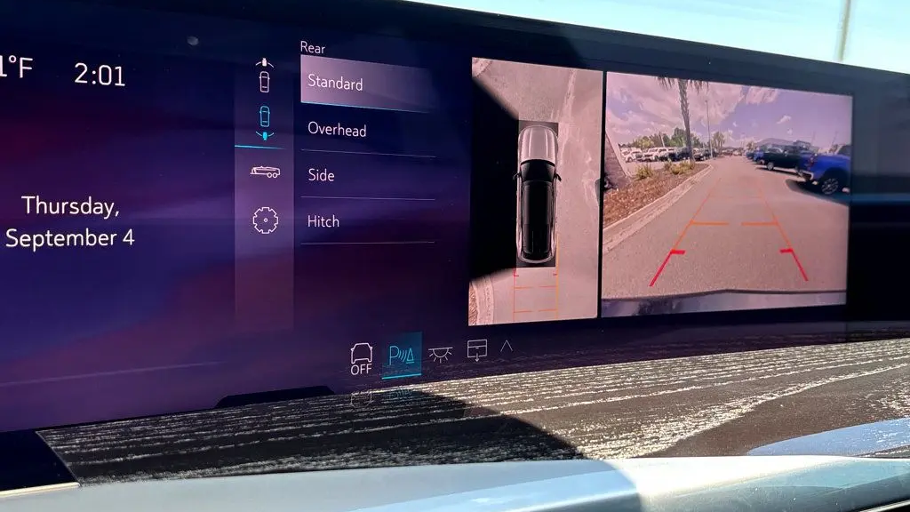 2025 Cadillac Escalade IQ Sport 1