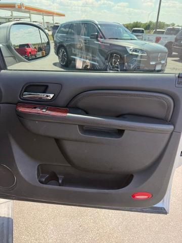 2010 Cadillac Escalade - $10,900