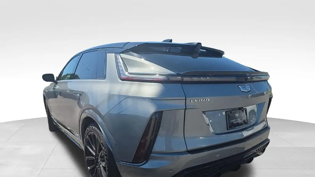 2026 Cadillac LYRIQ-V Base