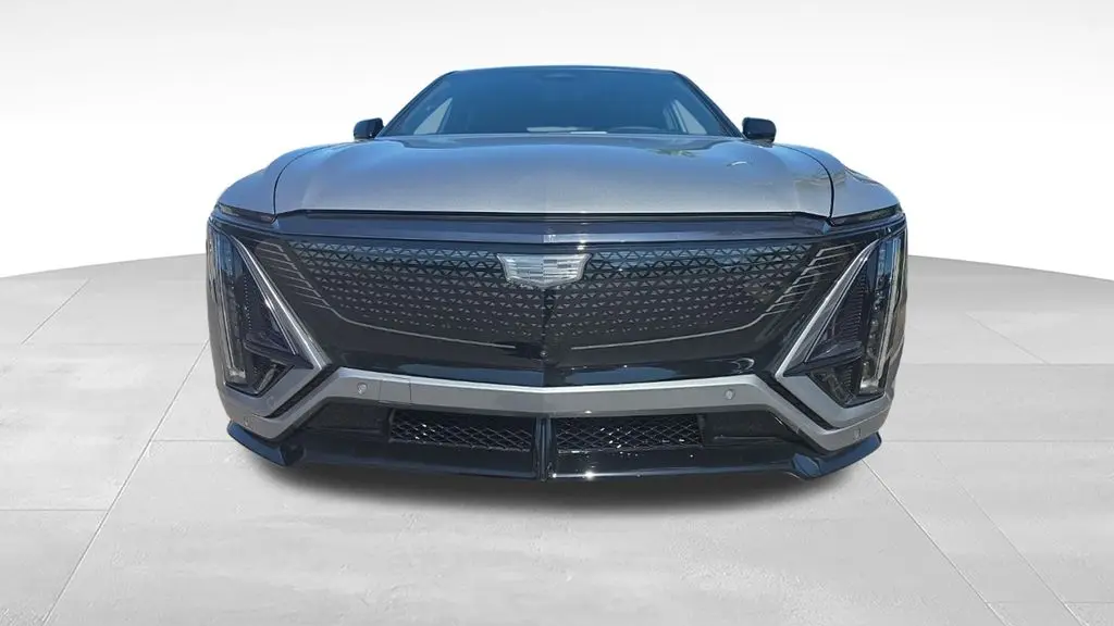2026 Cadillac LYRIQ-V Base