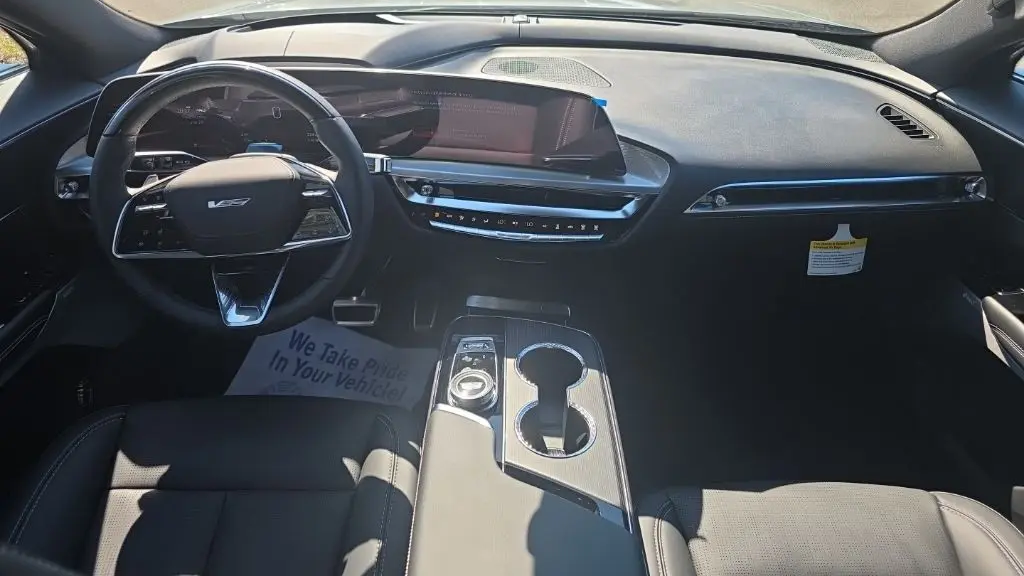 2026 Cadillac LYRIQ-V Base