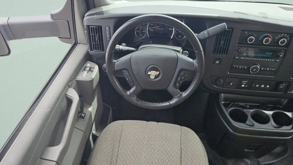 2022 Chevrolet Express 3500