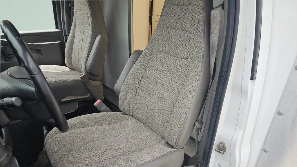 2022 Chevrolet Express 3500