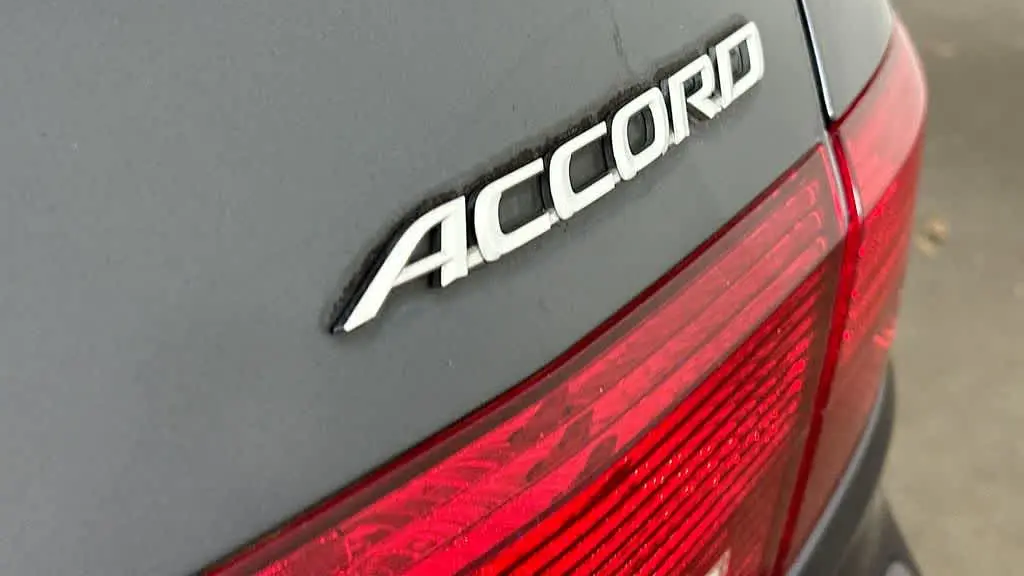 2005 Honda Accord EX w/Leather