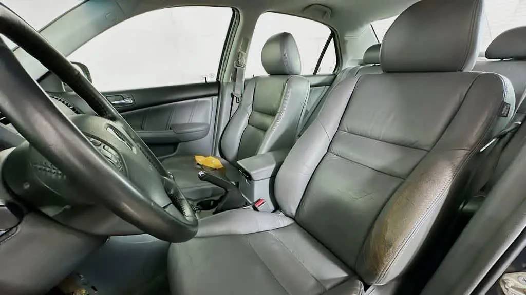 2005 Honda Accord EX w/Leather