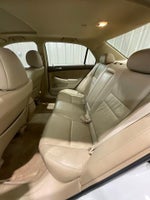 2004 Accord Thumbnail 11