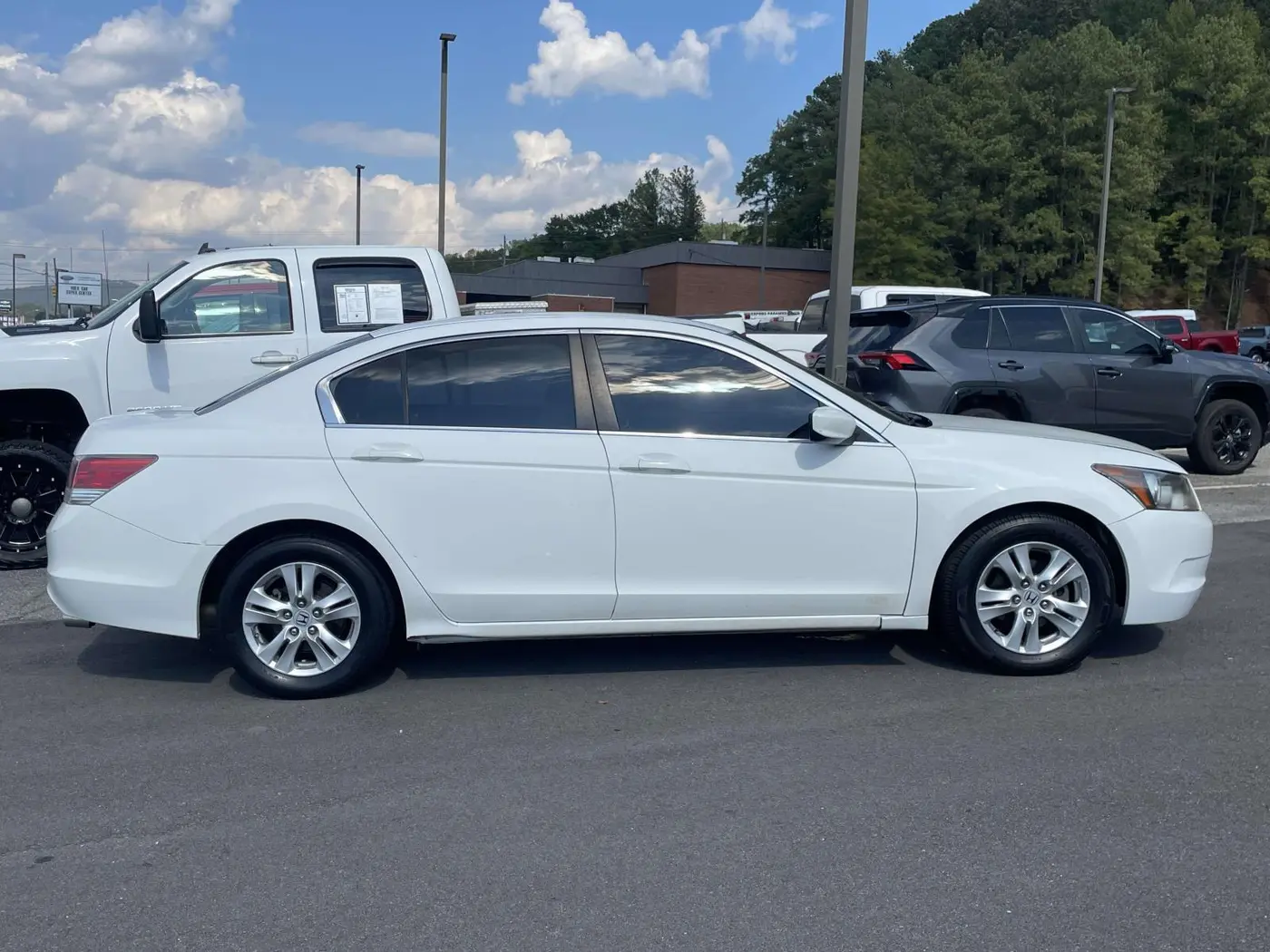 2009 Honda Accord - $3,980