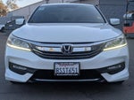 2017 Accord Thumbnail 5