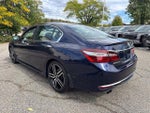 2017 Accord Thumbnail 17