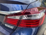 2017 Accord Thumbnail 32