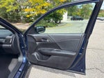 2017 Accord Thumbnail 34