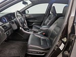 2017 Accord Thumbnail 11