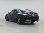 2017 Accord Thumbnail 2