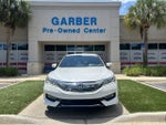 2017 Accord Thumbnail 13