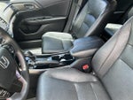 2017 Accord Thumbnail 17