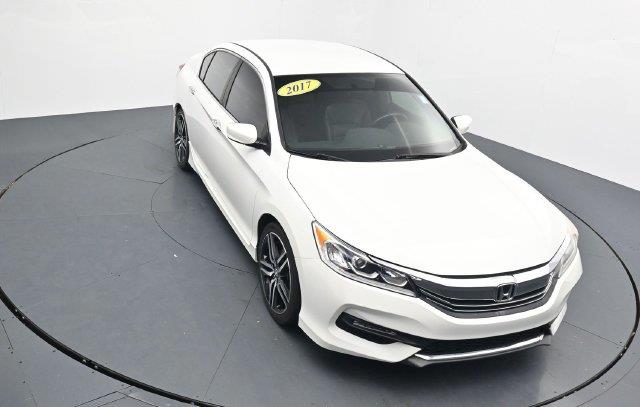 2017 Honda Accord - $12,674