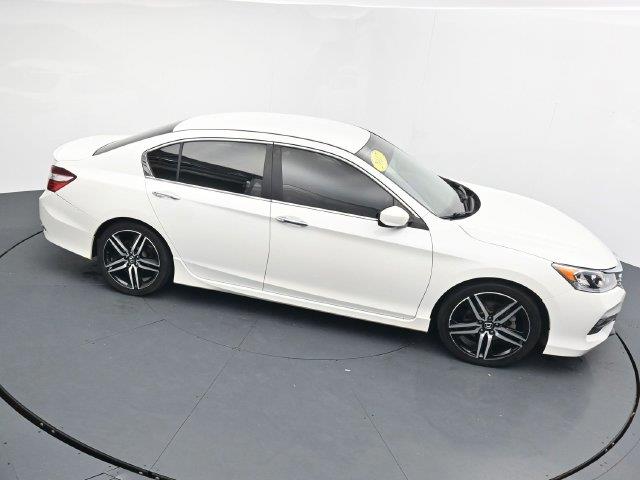 2017 Honda Accord - $12,674